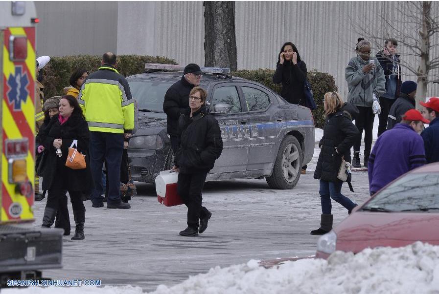 Confirman 3 muertes por tiroteo en centro comercial de Maryland, EEUU
