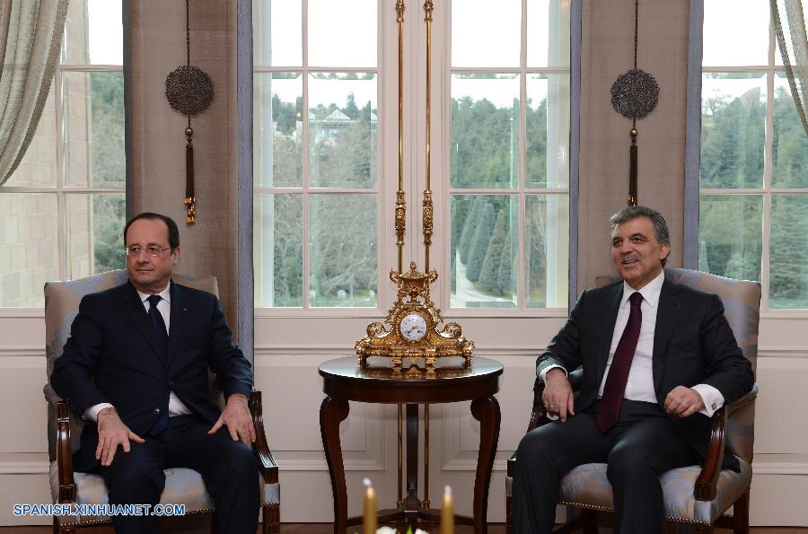 Presidente francés apoya ingreso de Turquía a UE