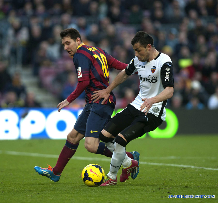 Fútbol: Barcelona pierde como local 2-3 ante el Valencia