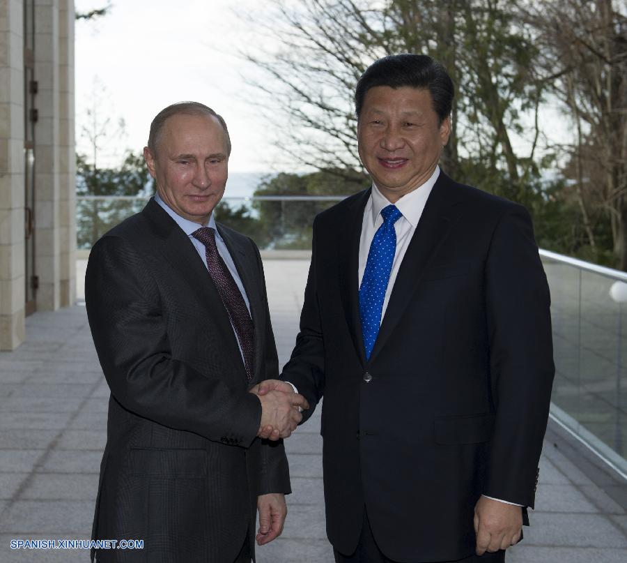Presidentes chino y ruso conversan sobre relaciones bilaterales