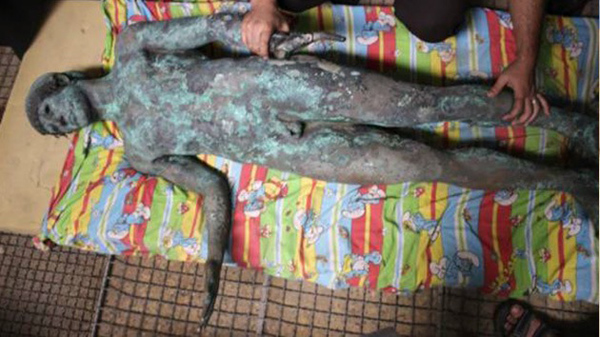 Una estatua griega antigua desaparece en la Franja de Gaza poco después de ser hallada