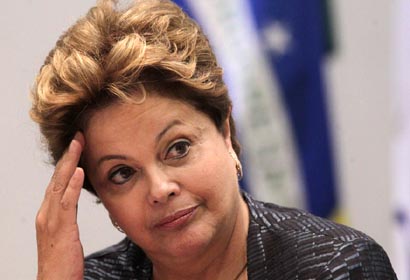 Promete Rousseff asentar hasta 35.000 familias rurales este año