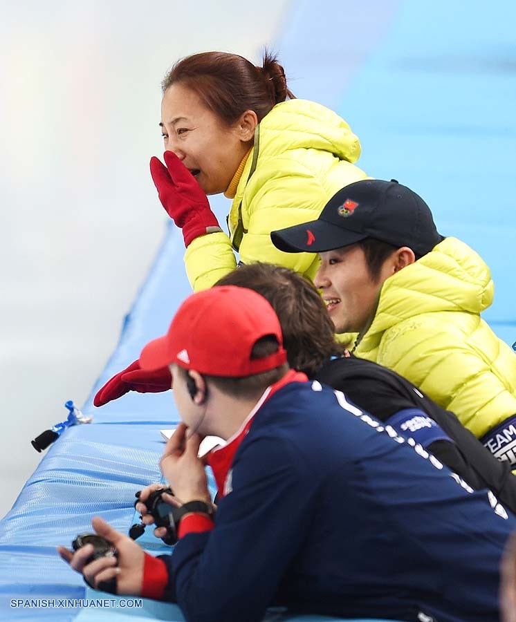 Patinadora Li gana primer oro para China en dramática final de 500 m en pista corta