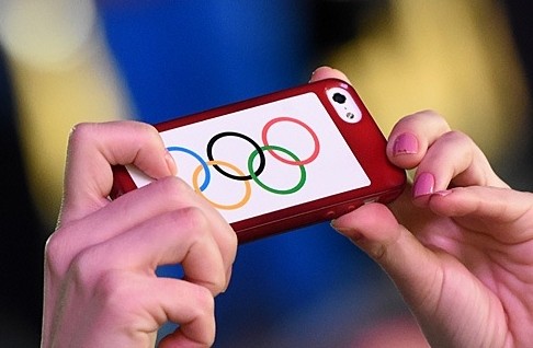Una 'selfie' tomada sin querer por una mujer durante los JJ.OO. en Sochi se hace viral
