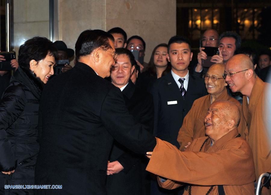 Presidente honorario de KMT llega a Beijing
