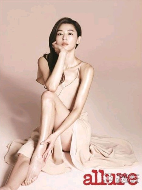 Actriz coreana Gianna Jun posa para la revista