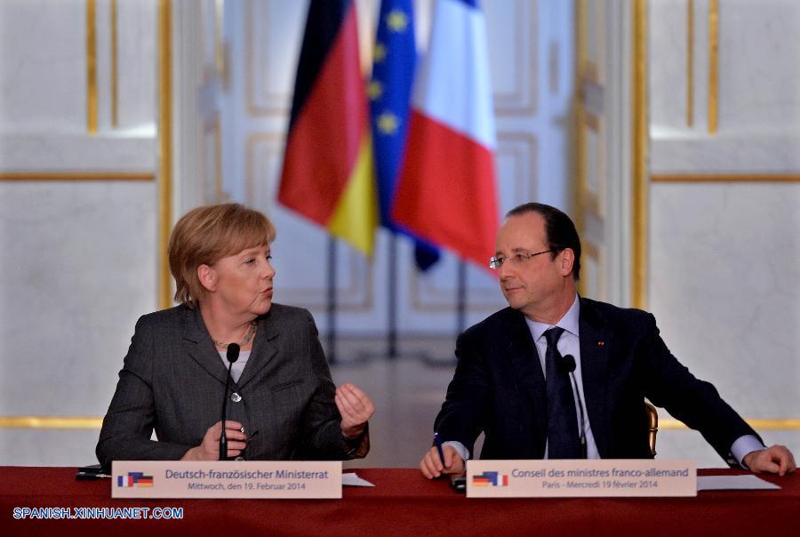 Hollande y Merkel condenan violencia en Ucrania y prometen sanciones