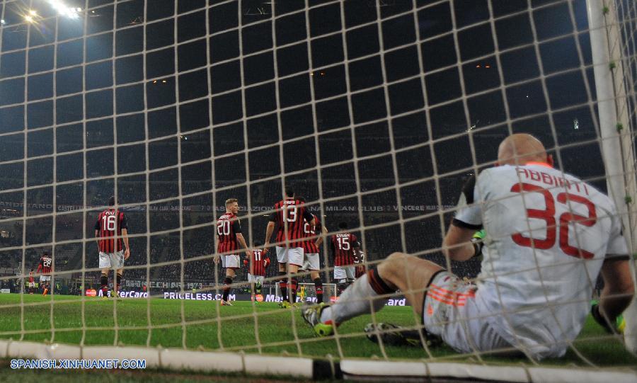 Fútbol: Atlético de Madrid gana 1-0 al Milán en Liga de Campeones