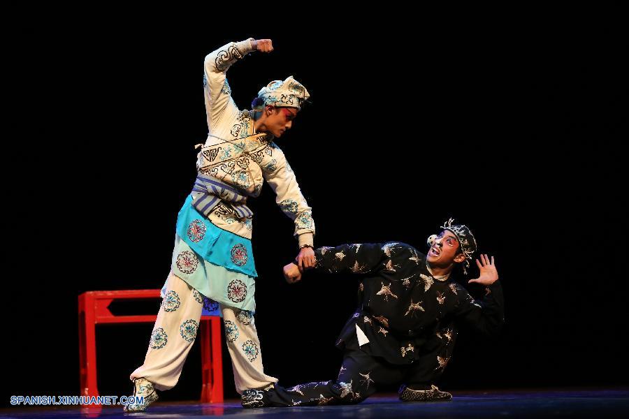 ESPECIAL: China Disabled People's Performing Art Troupe actúa en Ecuador