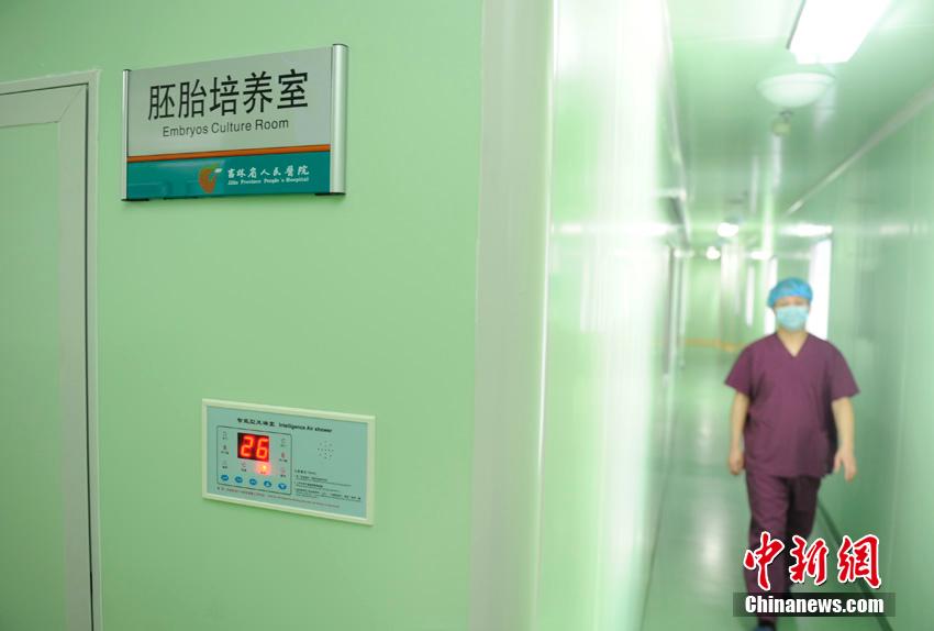 Política del segundo hijo podría traer más bebés artificiales en China