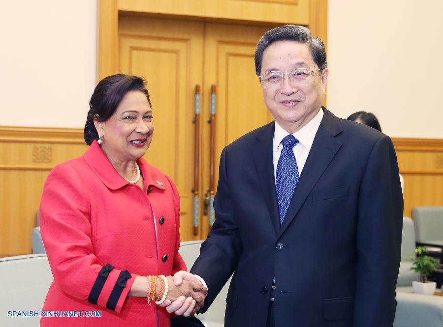 Máximo asesor político de China se reúne con PM de Trinidad y Tobago
