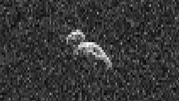Fotografían un gigantesco asteroide de 400 metros cerca de la Tierra