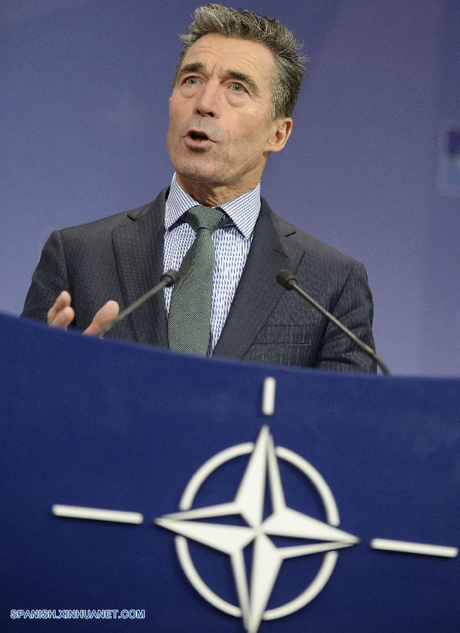 Jefe de OTAN pide a Rusia no escalar tensiones en Ucrania