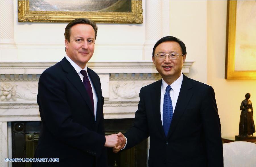 China y Reino Unido prometen impulsar cooperación pragmática e intercambios de alto nivel