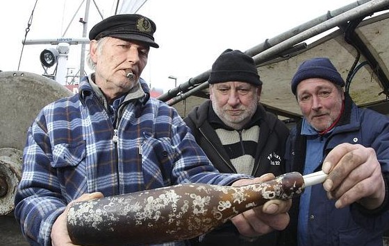 Pescadores alemanes encuentran el mensaje en una botella más antiguo del mundo