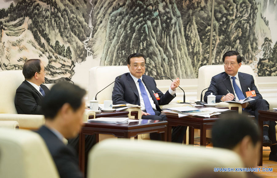 Líderes chinos participan en deliberaciones de legisladores