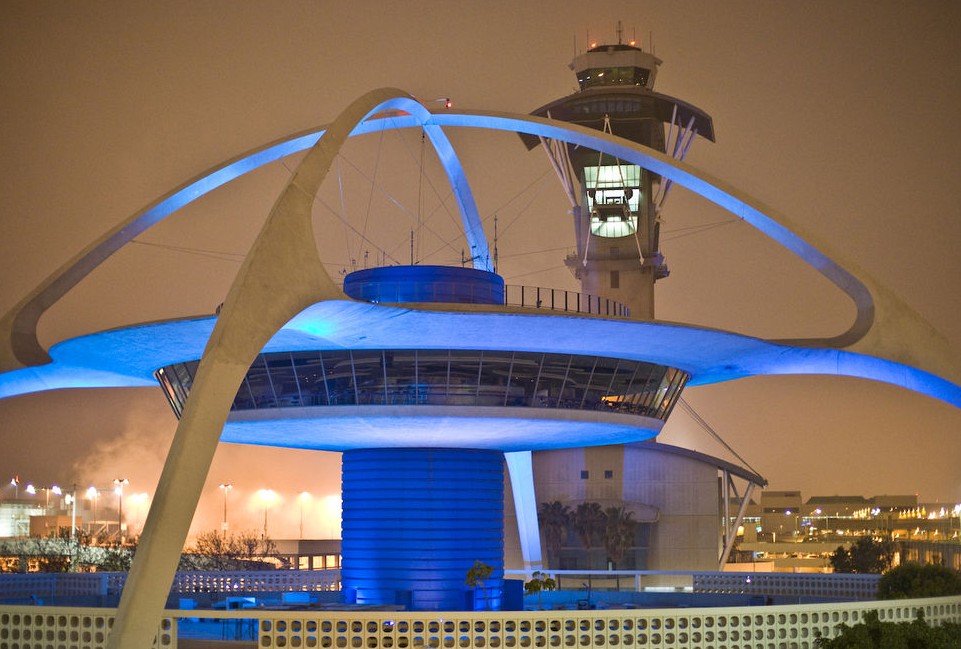 6. Aeropuerto Internacional de Los Angeles 