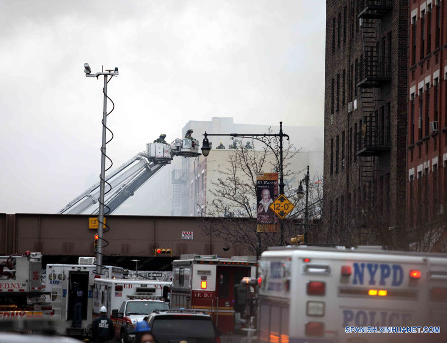 Explosión en edificio de Nueva York deja al menos 2 muertos y 18 heridos