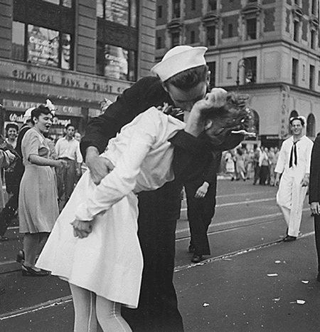 El hombre que besó a la enfermera en Times Square muere a los 86 años