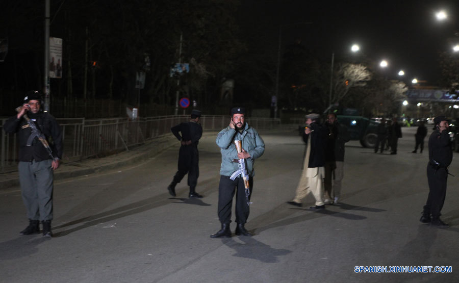 Ataque talibán deja cuatro muertos y tres heridos en hotel afgano