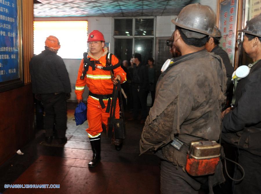 Explosión de gas en mina de carbón deja 4 muertos y 9 desaparecidos en China