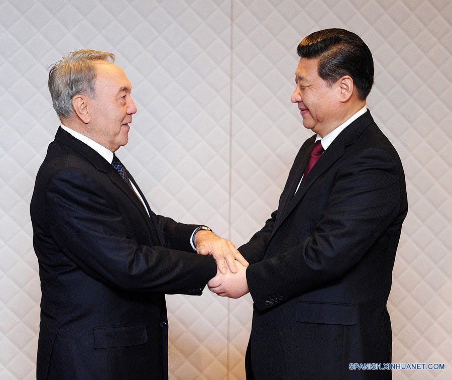 Presidente chino promete cooperar con Kazajistán en seguridad y desarrollo asiáticos 