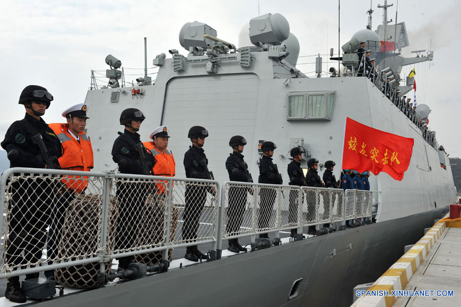 Más barcos chinos van al sur del Índico para buscar vuelo desaparecido 