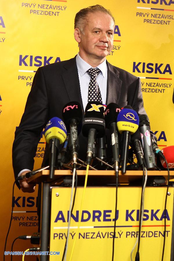 Andrej Kiska gana segunda vuelta de elecciones presidenciales en Eslovaquia