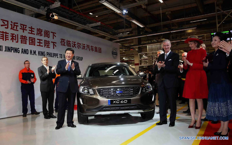 Presidente chino visita planta de Volvo en Bélgica