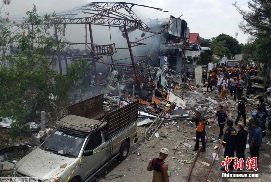 Mueren siete personas al explotar una bomba de la Segunda Guerra Mundial en Bangkok