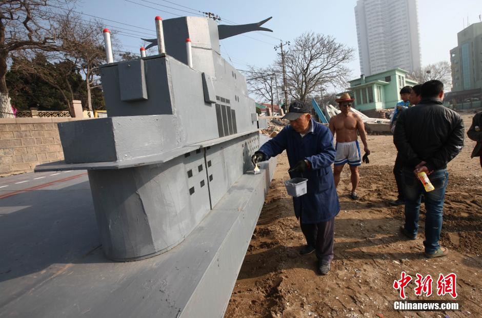 Fabrican portaaviones casero en Qingdao 6