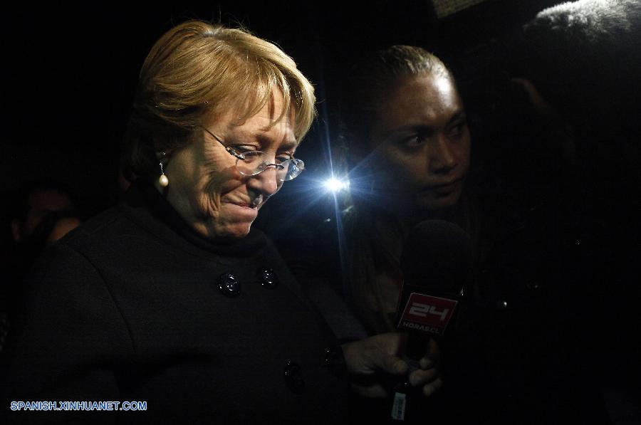 Chile continúa en etapa de emergencia, dice Bachelet