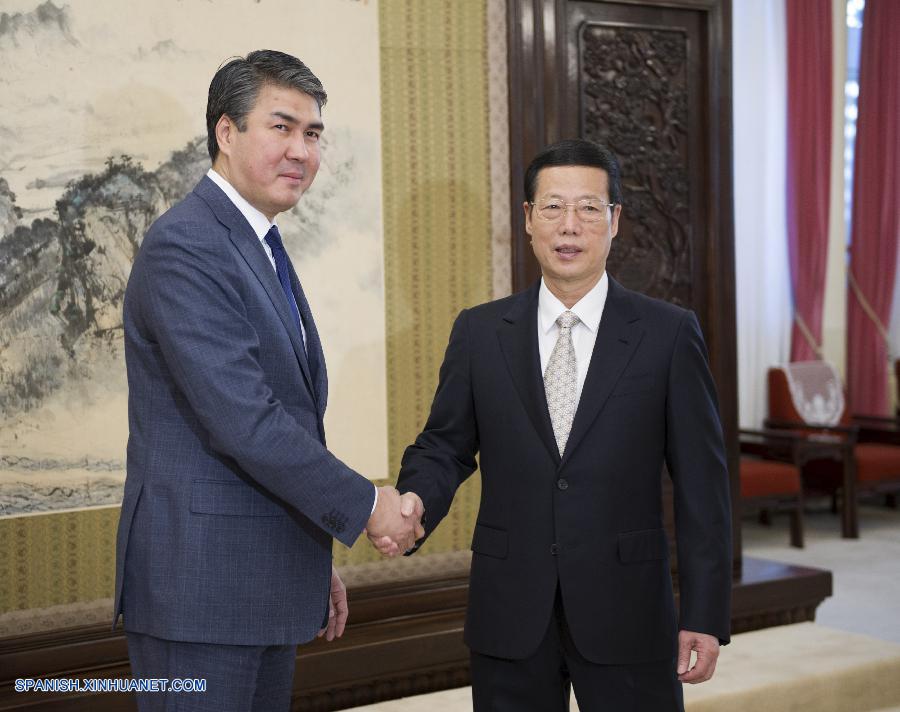 Vicepremier chino se reúne con homólogo kazajo