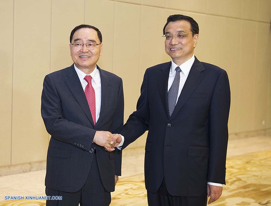 PM Li exhorta a China y RDC a acelerar negociaciones sobre ALC