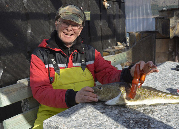 Un pescador noruego encuentra un vibrador dentro de un bacalao