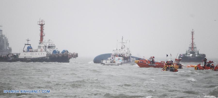 Confirmados 25 muertos en naufragio de barco surcoreano