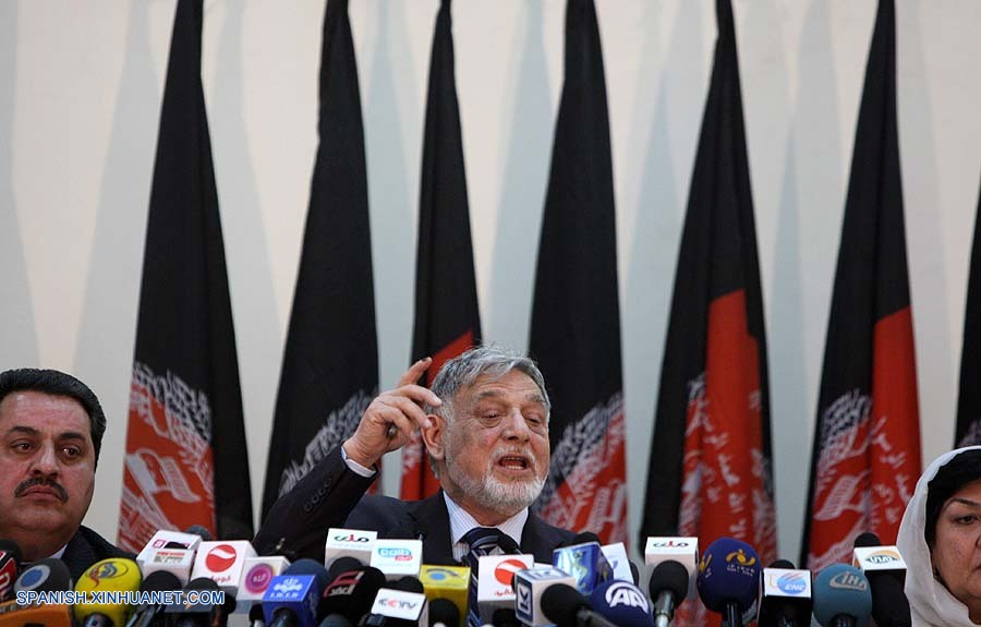 Abdullah encabeza elecciones presidenciales en Afganistán luego de 49,75 por ciento de votos contados