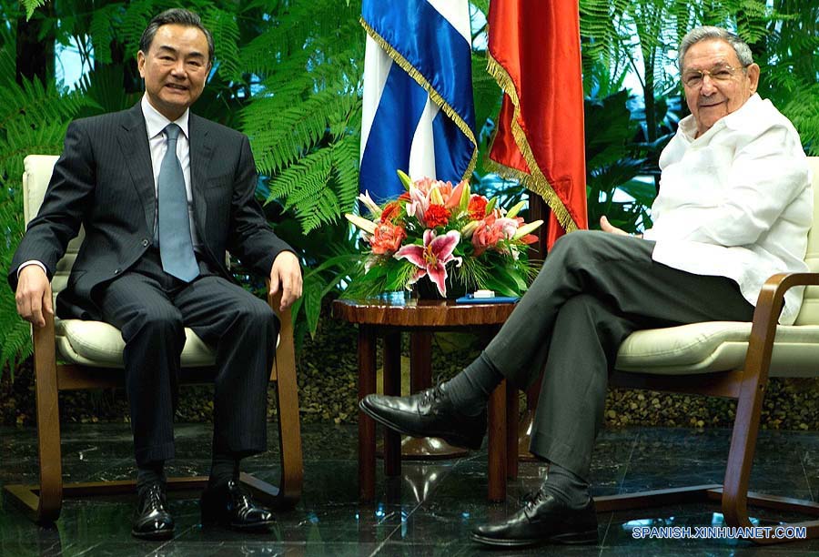 Presidente cubano recibe a ministro chino de Exteriores