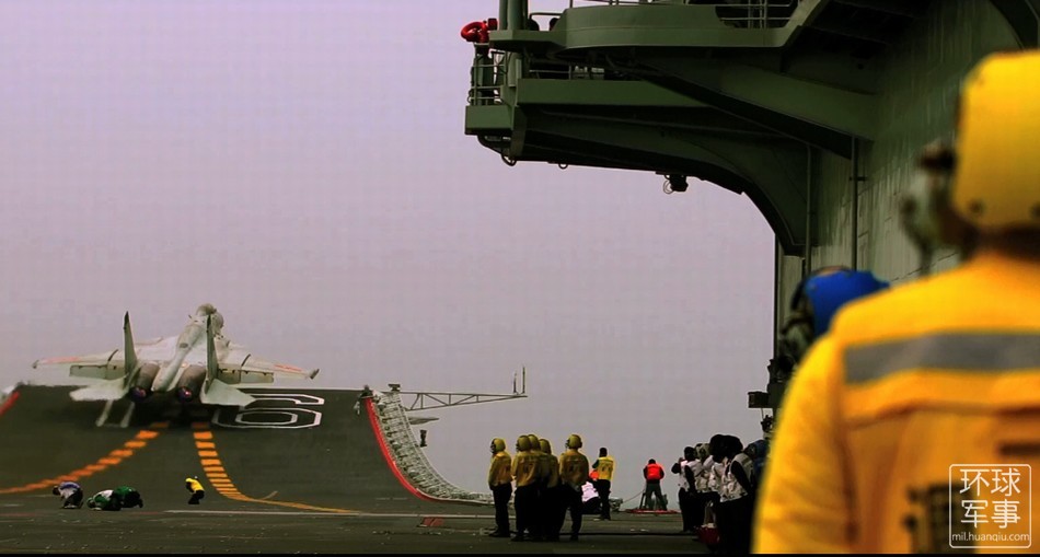 Videoclip del primer portaaviones de China