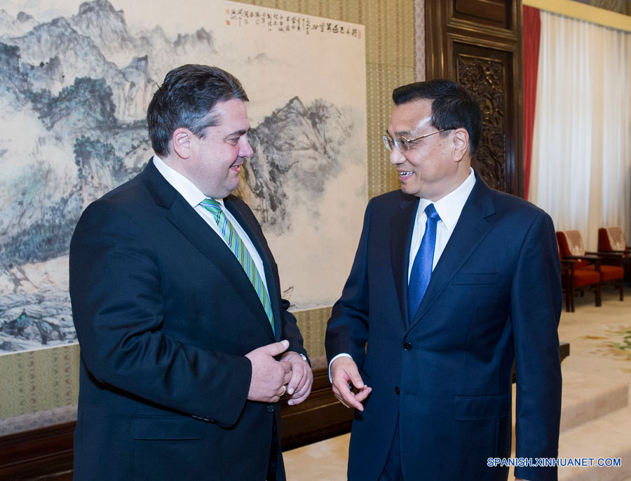 Primer ministro de China se reúne con vicecanciller federal de Alemania