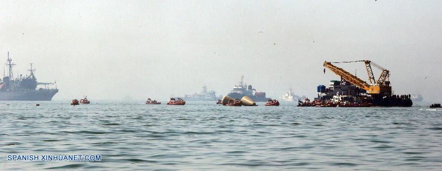 RESUMEN: Saldo trágico sube a 150 muertos en ferry de Corea del Sur