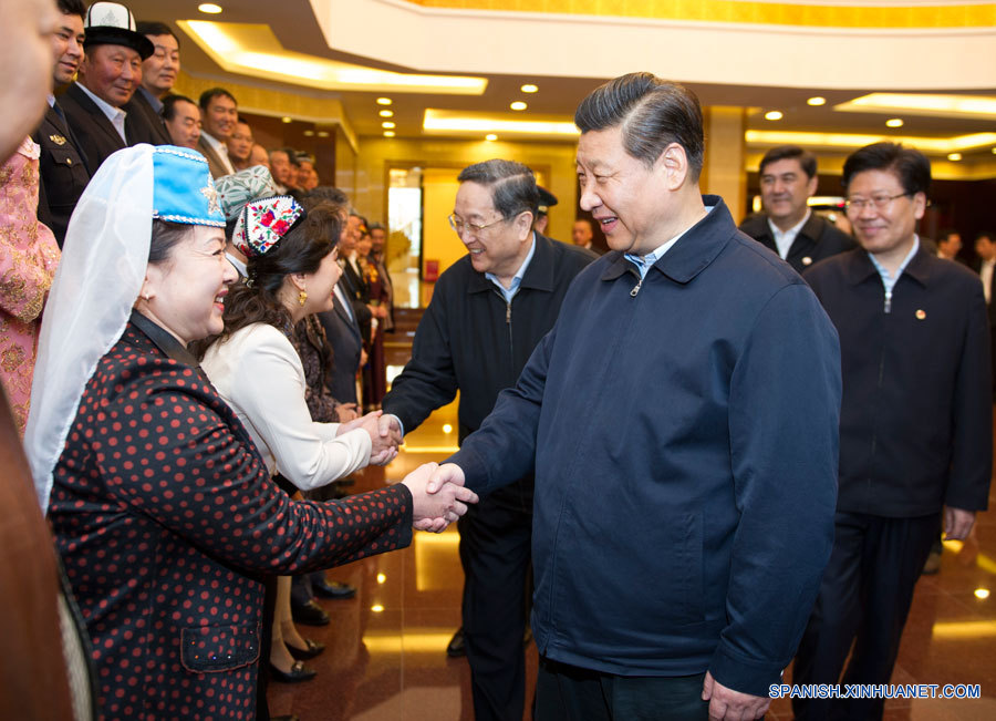 Presidente chino pide fortalecer relaciones entre funcionarios y trabajadores