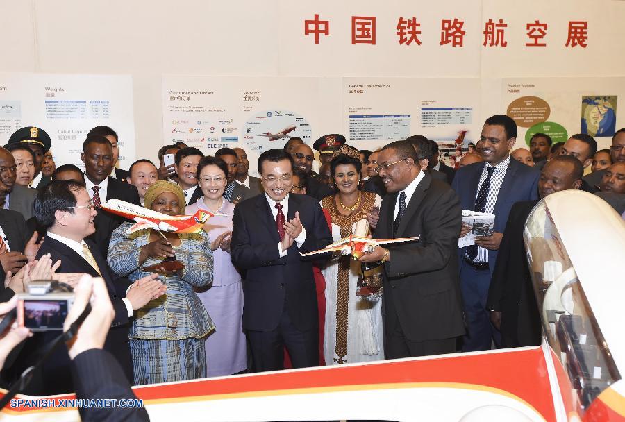Especial: PM chino promueve tecnología ferroviaria y de aviación en Africa