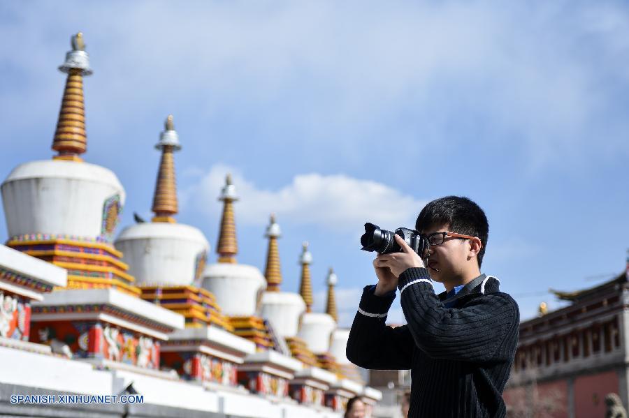 Qinghai: Monasterio Kumbum en Condado Huangzhong