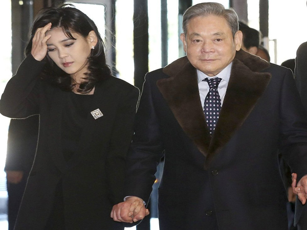 Lee Kun-hee,presidente de Samsung,permanece ´estable´ tras sufrir un infarto