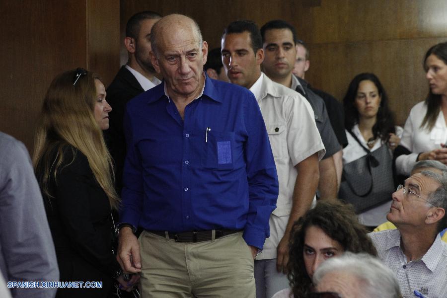 Expremier israelí Ehud Olmert condenado a seis años de cárcel por soborno