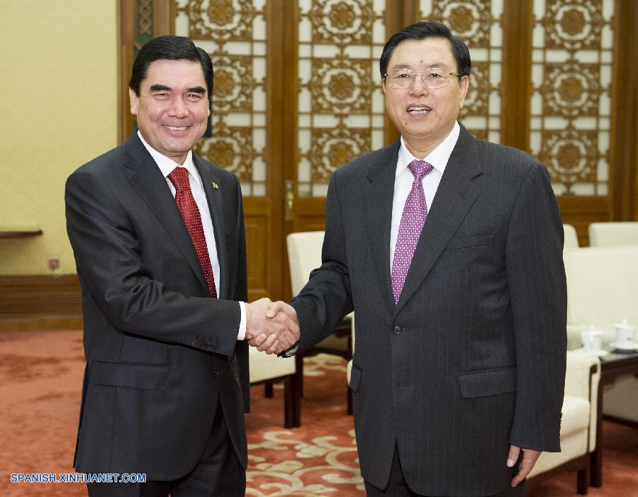 Presidente del máximo órgano legislativo chino se reúne con presidente turcomano