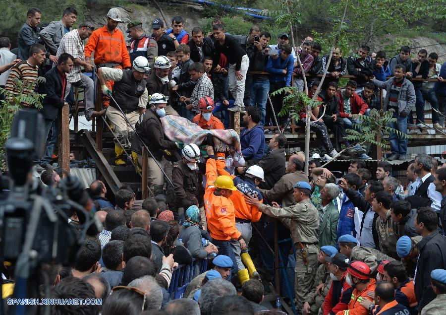 Se eleva a 282 número de muertos en accidente de mina en Turquía
