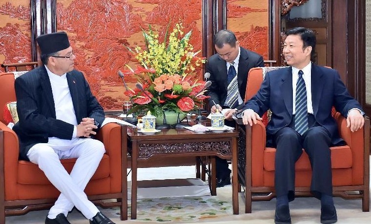 Vicepresidente chino se reúne con huéspedes nepaleses