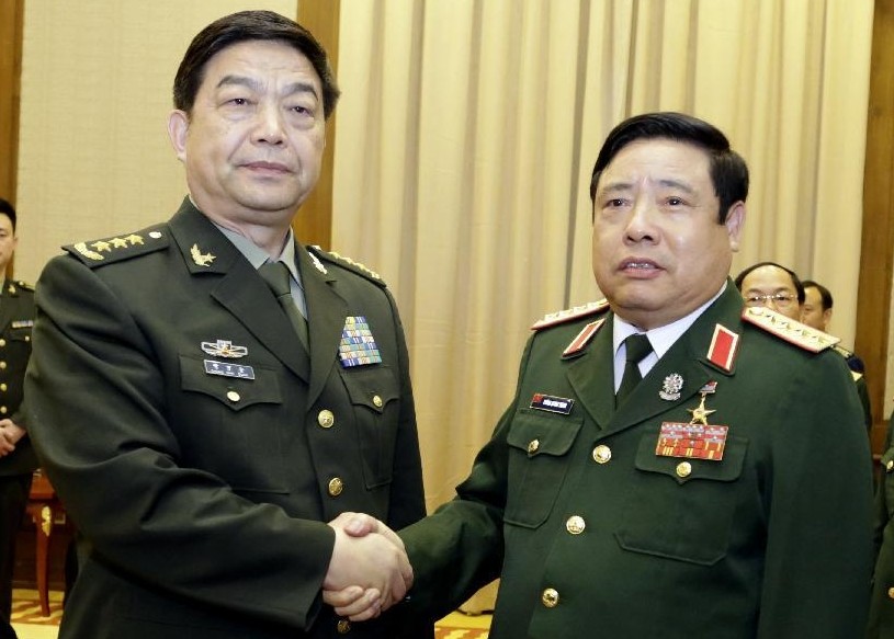 Consejero de Estado chino se reúne con ministro de Defensa vietnamita en Myanmar